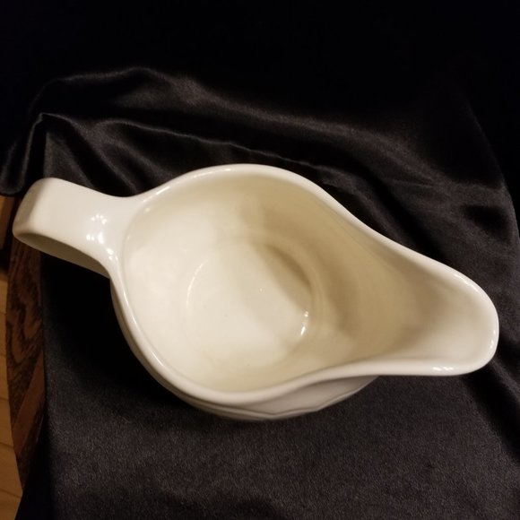 Vintage Pfaltzgraff Apple Valley Gravy Boat - Picture 5 of 6